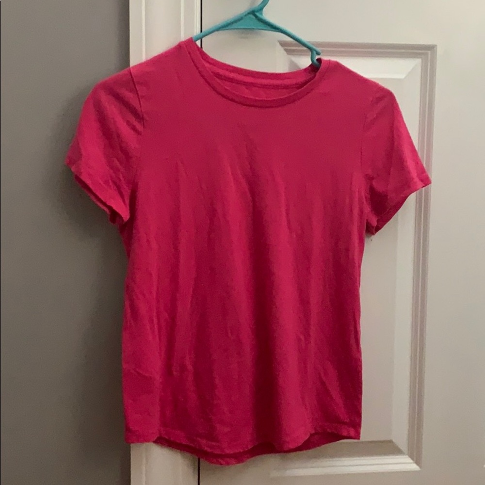 Pink t shirt🌼